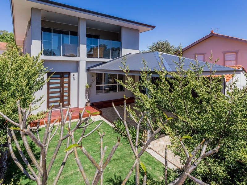 12 Iolanthe Street, Swanbourne WA 6010
