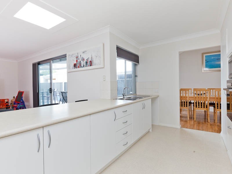 39 Harcourt Drive, Hillarys WA 6025