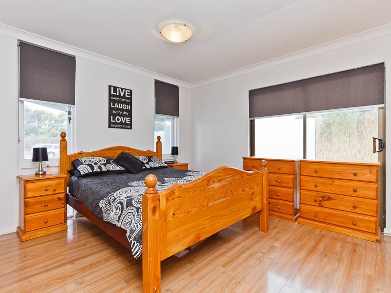 39 Harcourt Drive, Hillarys WA 6025