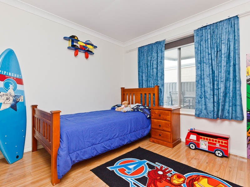 39 Harcourt Drive, Hillarys WA 6025