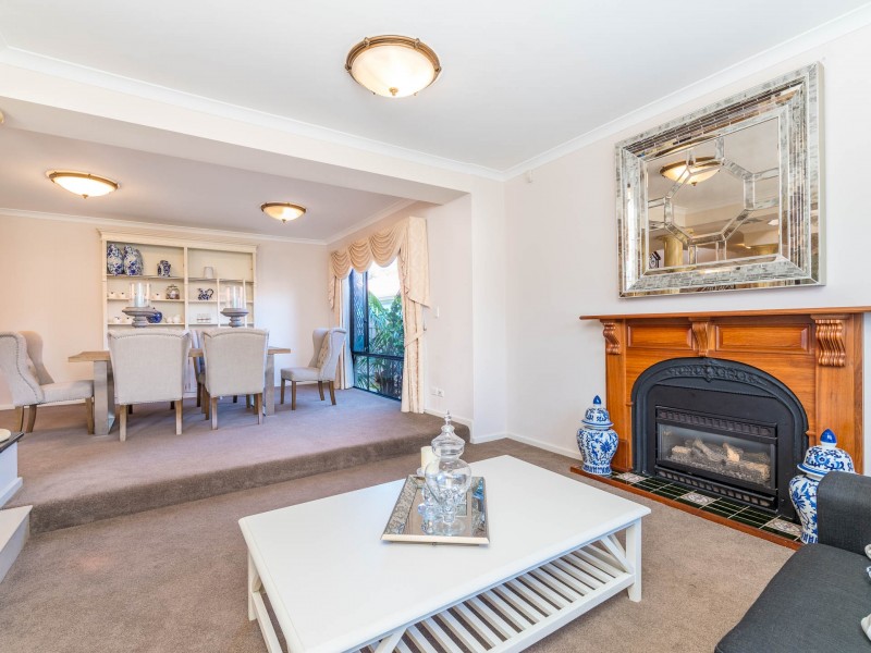 8 Anacapri Road, Hillarys WA 6025
