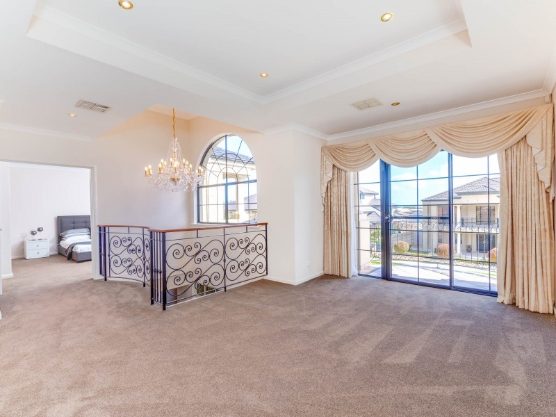 8 Anacapri Road, Hillarys WA 6025