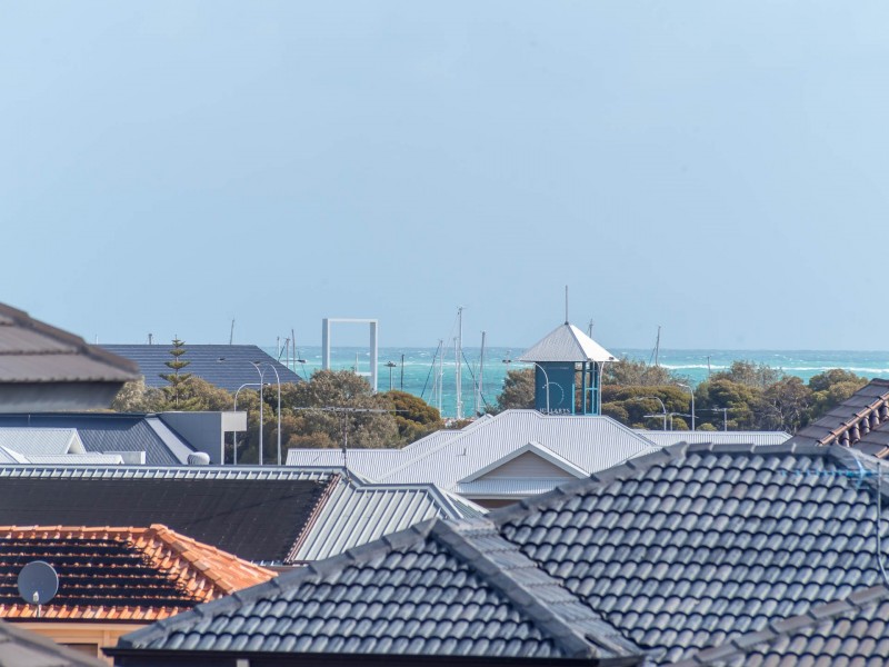 8 Anacapri Road, Hillarys WA 6025