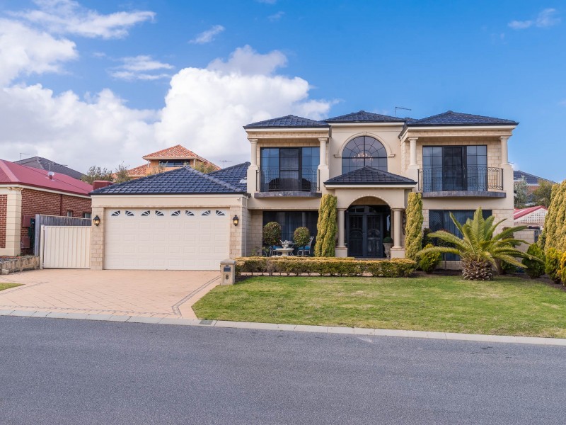 8 Anacapri Road, Hillarys WA 6025