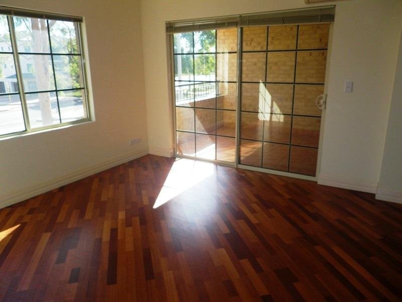 9/2 Plaistow Street, Joondalup WA 6027