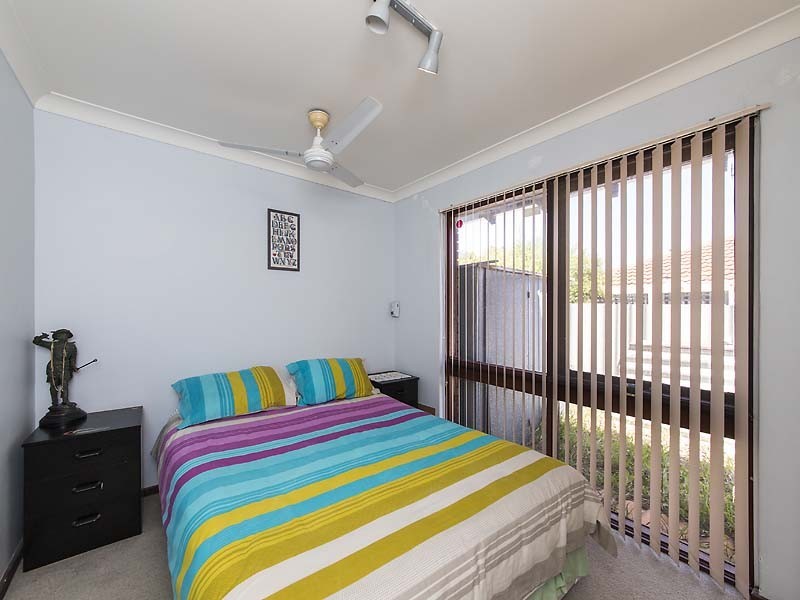 38 David Crescent, Hillarys WA 6025