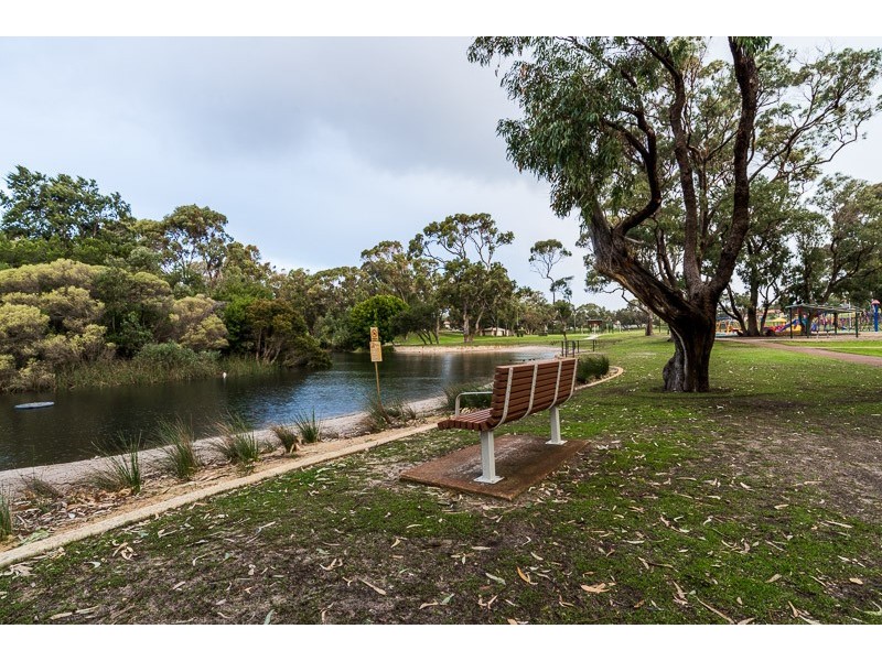 38 David Crescent, Hillarys WA 6025