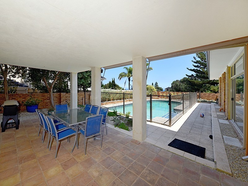 53 Tarongo Way, City Beach WA 6015