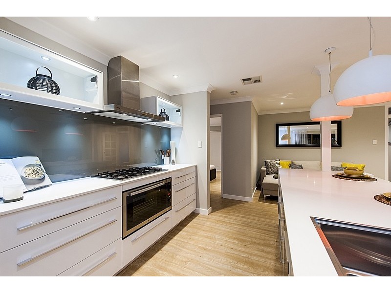 29 Napier Road, Marangaroo WA 6064