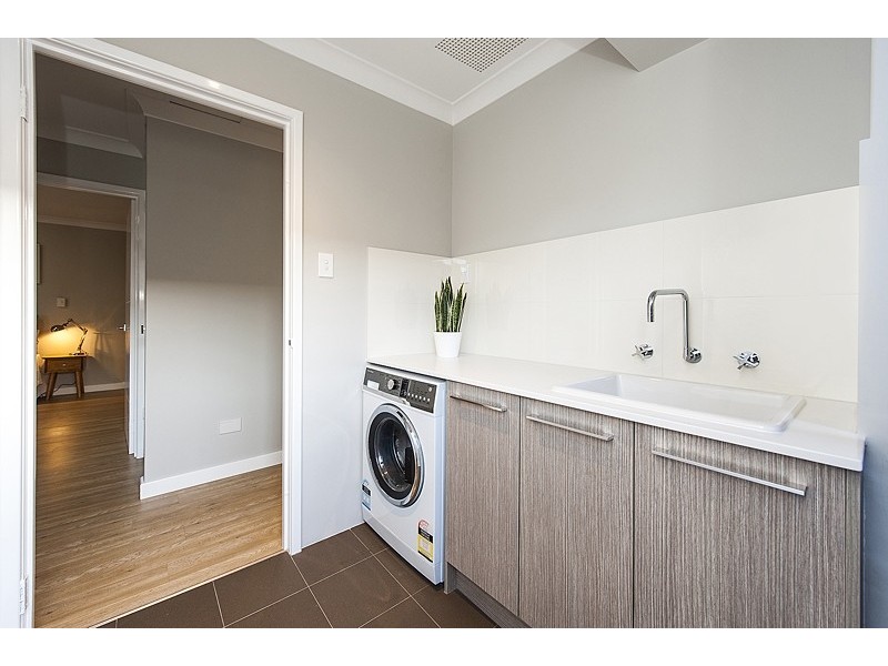 29 Napier Road, Marangaroo WA 6064