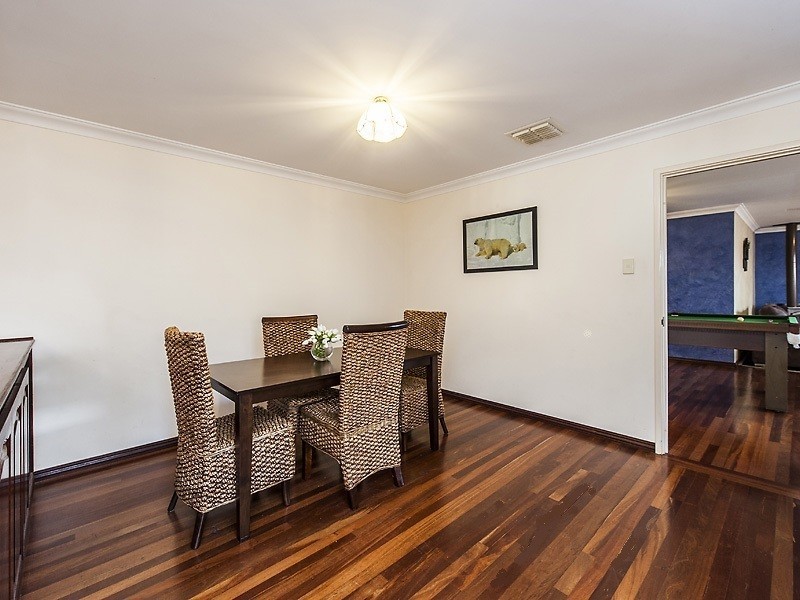 11 Adelphi Court, Marangaroo WA 6064