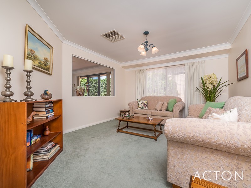 6 Cherub Way, Currambine WA 6028