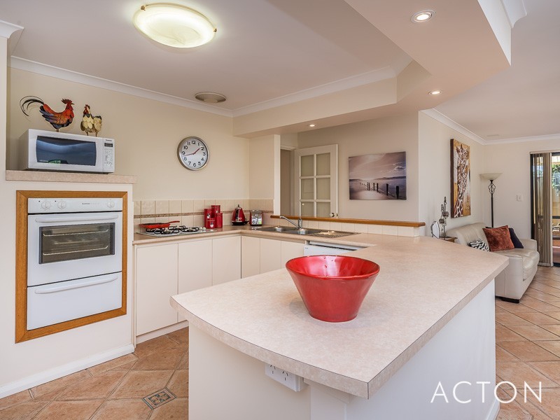 6 Cherub Way, Currambine WA 6028
