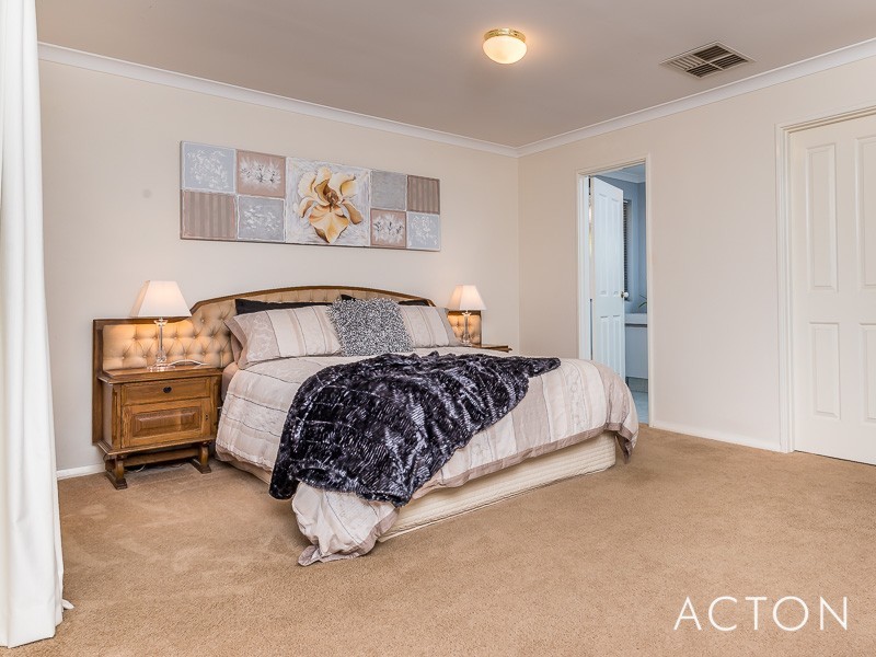 6 Cherub Way, Currambine WA 6028