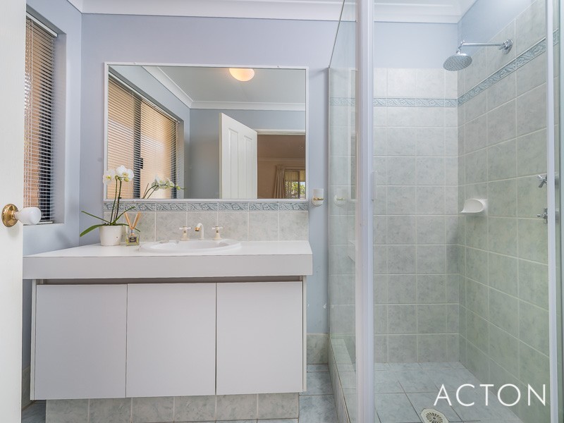 6 Cherub Way, Currambine WA 6028