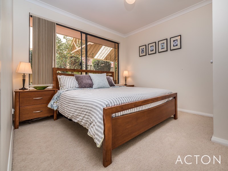 6 Cherub Way, Currambine WA 6028