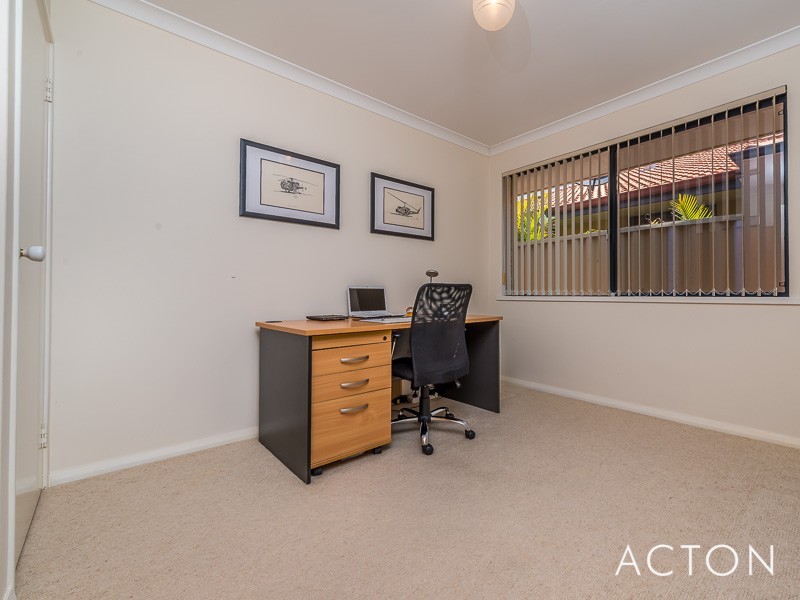 6 Cherub Way, Currambine WA 6028