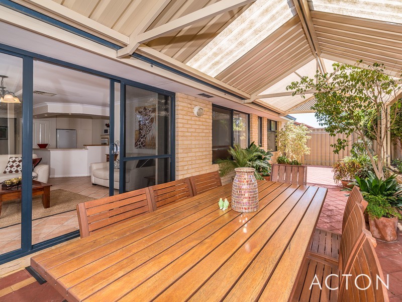 6 Cherub Way, Currambine WA 6028