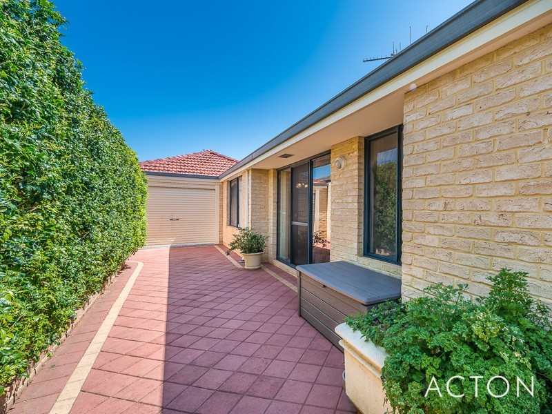 6 Cherub Way, Currambine WA 6028