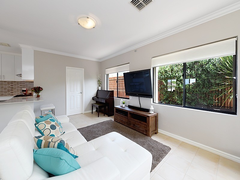 171A Woodside Street, Doubleview WA 6018