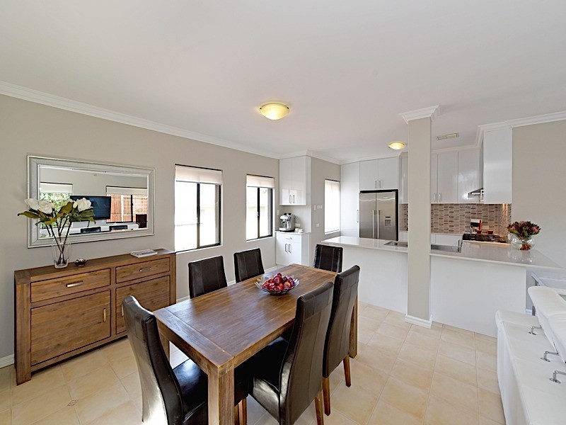 171A Woodside Street, Doubleview WA 6018