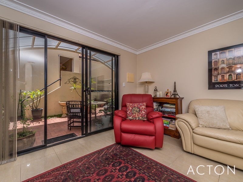 11 Grand Boulevard, Joondalup WA 6027