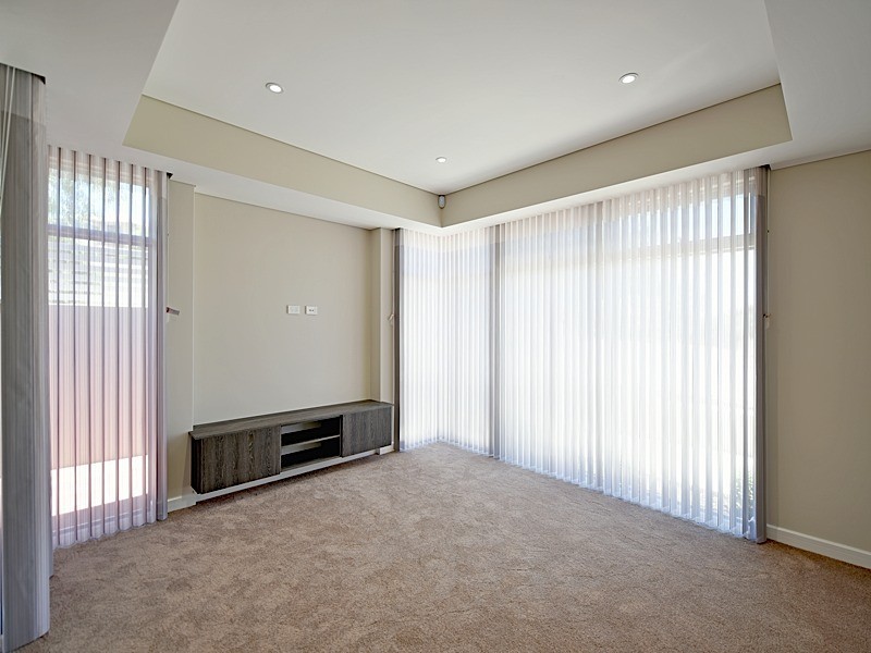 17 Balandi Way, City Beach WA 6015