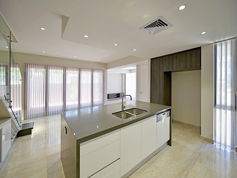 17 Balandi Way, City Beach WA 6015