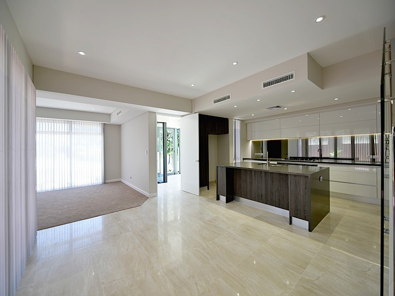 17 Balandi Way, City Beach WA 6015