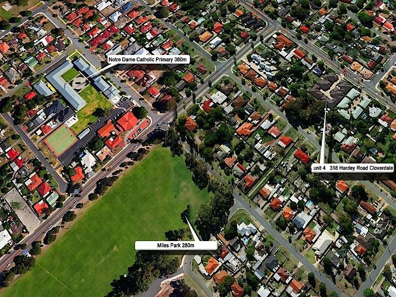 4/318 Hardey Road, Cloverdale WA 6105