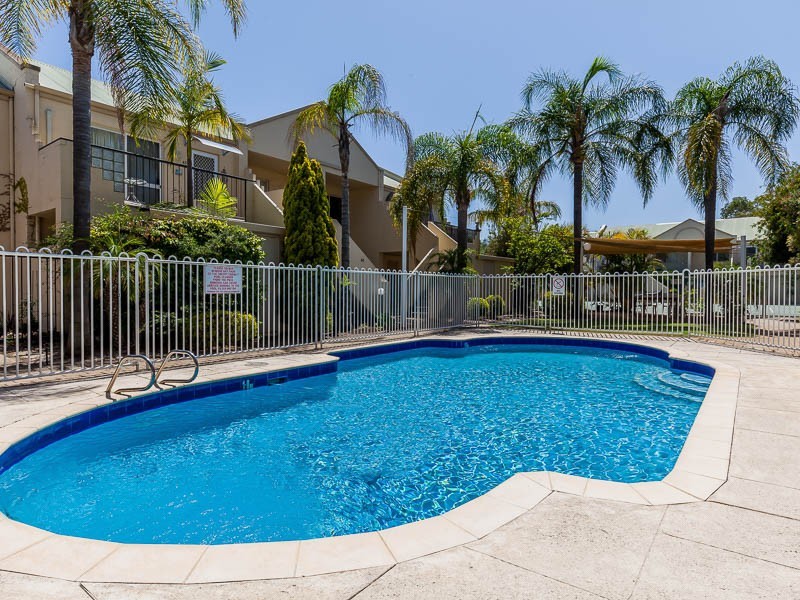 43/6 Waterway Court, Churchlands WA 6018