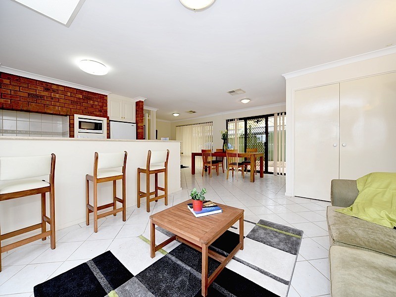 7 Hawker Avenue, Warwick WA 6024