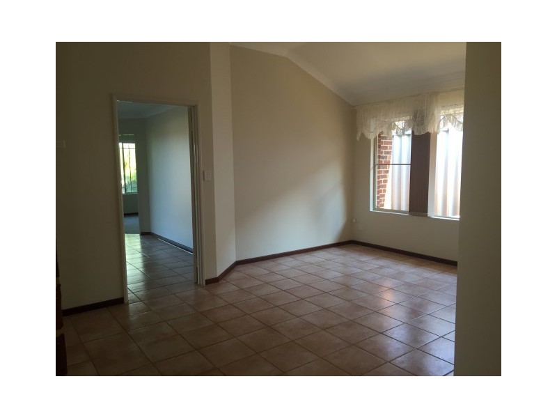 42 Rutherglen Circle, Kinross WA 6028