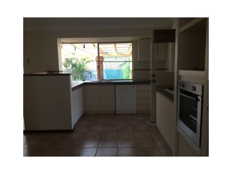 42 Rutherglen Circle, Kinross WA 6028