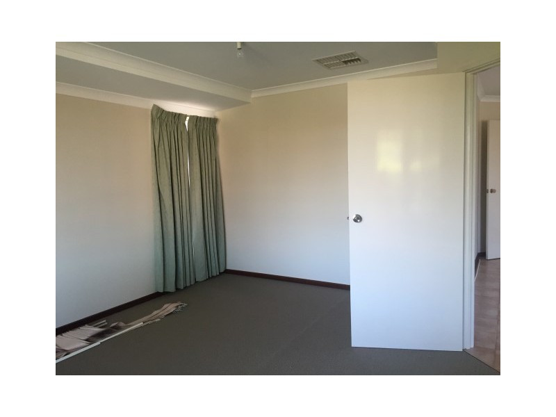 42 Rutherglen Circle, Kinross WA 6028