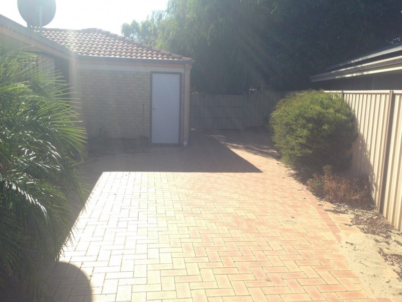 1 Sherlock Rise, Carramar WA 6031