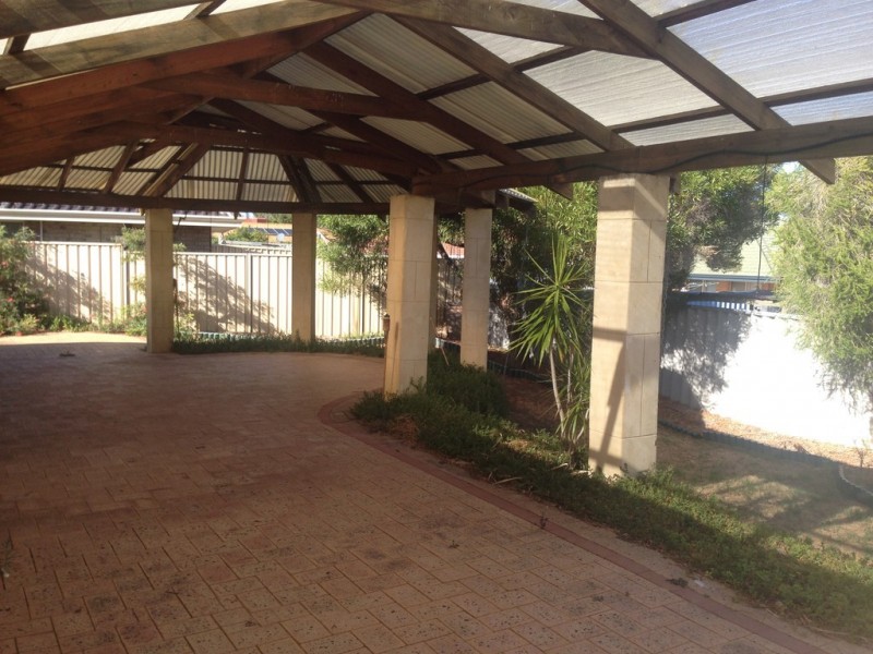 1 Sherlock Rise, Carramar WA 6031