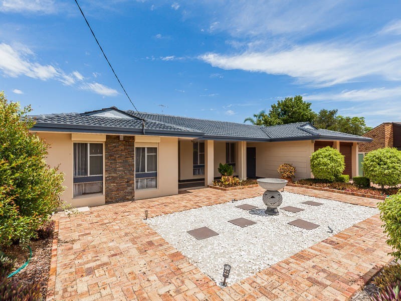 3 Bage Court, Hillarys WA 6025