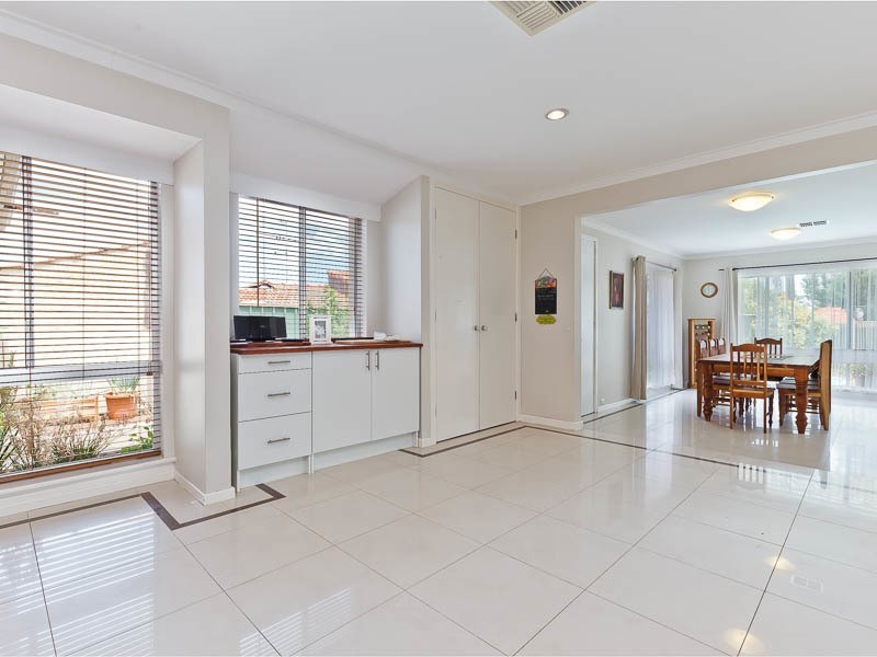 3 Bage Court, Hillarys WA 6025