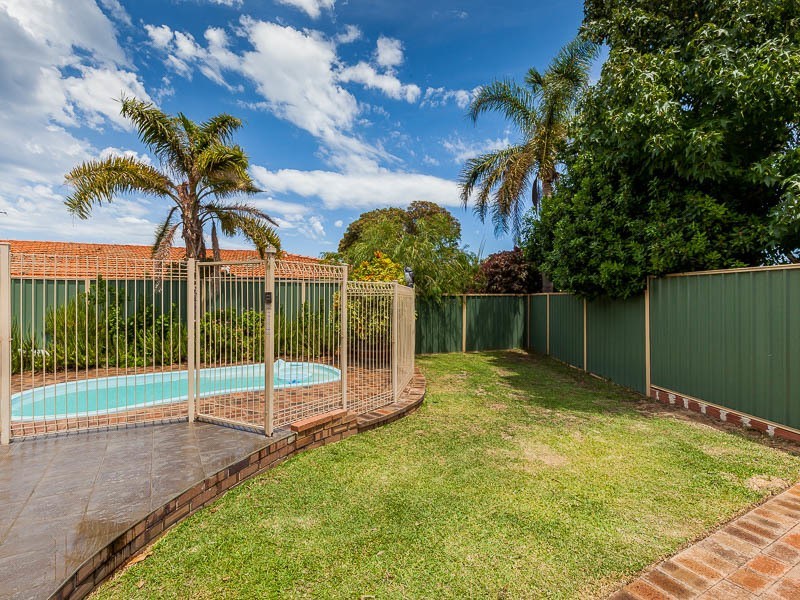 3 Bage Court, Hillarys WA 6025