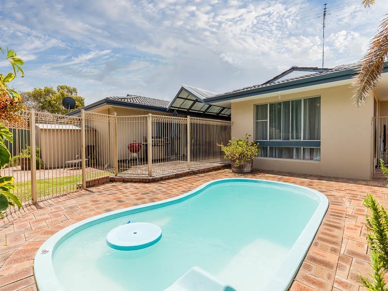 3 Bage Court, Hillarys WA 6025