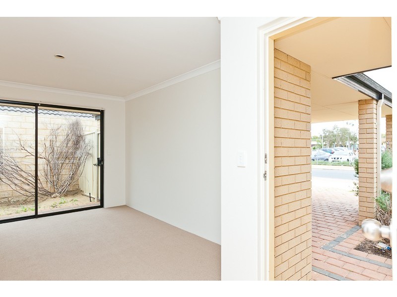 4 Paddington Avenue, Currambine WA 6028