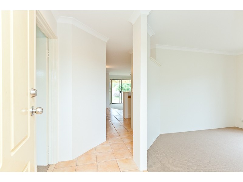 4 Paddington Avenue, Currambine WA 6028