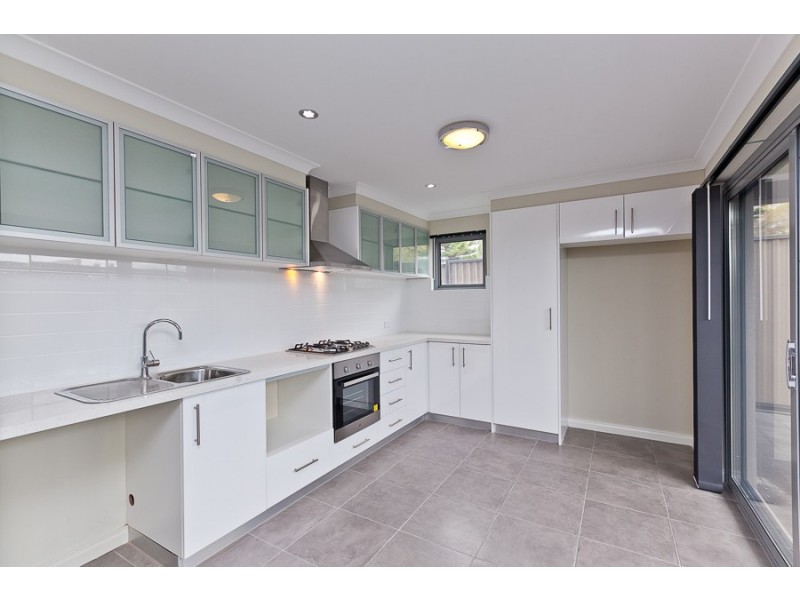 5/10 Pearl Road, Cloverdale WA 6105