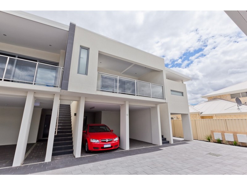 8/10 Pearl Road, Cloverdale WA 6105