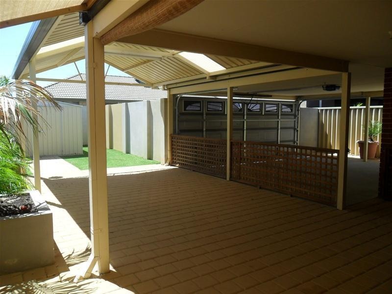 8 Aldreth Lane, Butler WA 6036