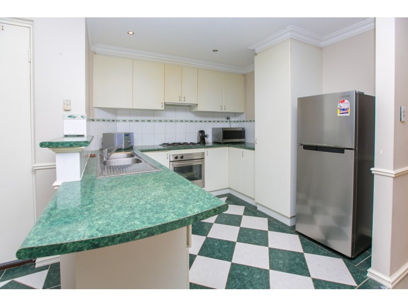 41/30 Bishops Row, East Perth WA 6004