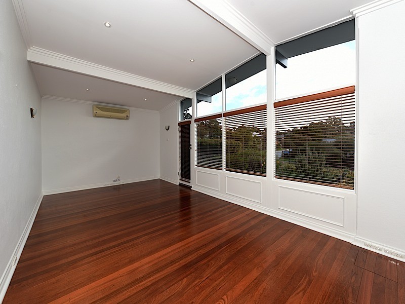 81 Empire Avenue, City Beach WA 6015