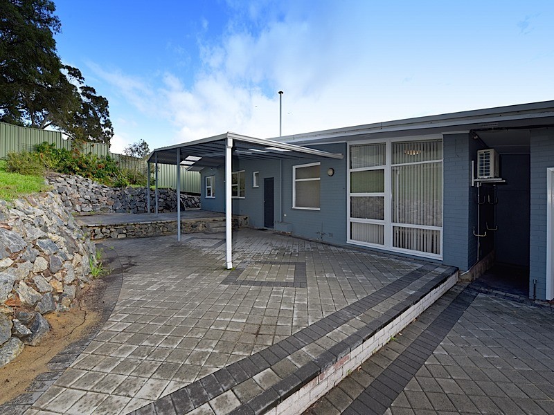 81 Empire Avenue, City Beach WA 6015