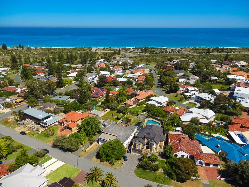 26 Hovea Crescent, City Beach WA 6015